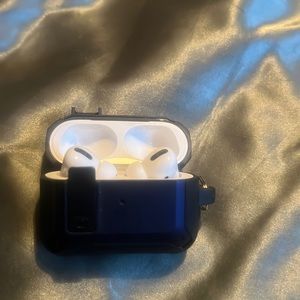Apple air pod pros newest edition comes w wireless charger
